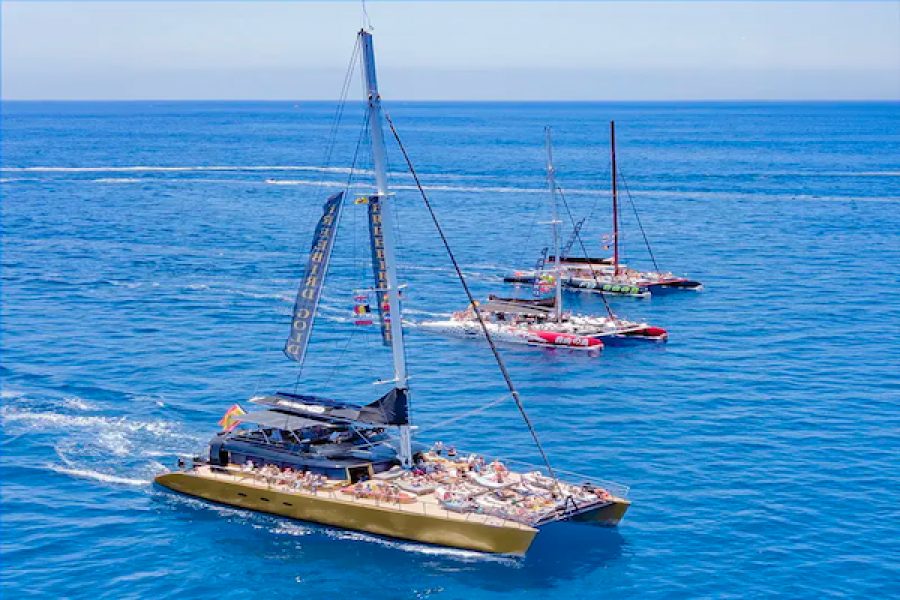 Catamarán en Tenerife – Masca & Los Gigantes con transfer  (salida del sur)